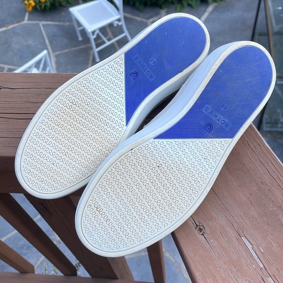 Rothy’s the original slip-on sneaker in Sand - Picture 13 of 13